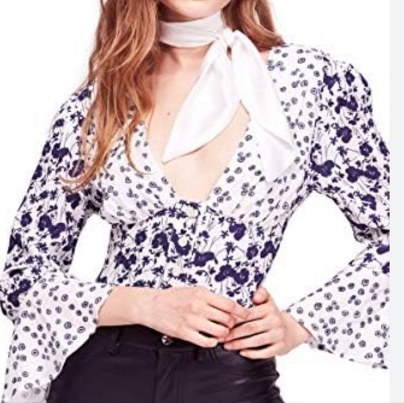 Free People lady bohemian bell sleeve crop top - Picture 13 of 13